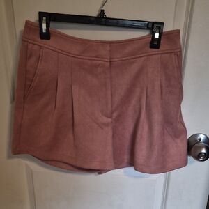 Women's Pink Pleated Casual Shorts